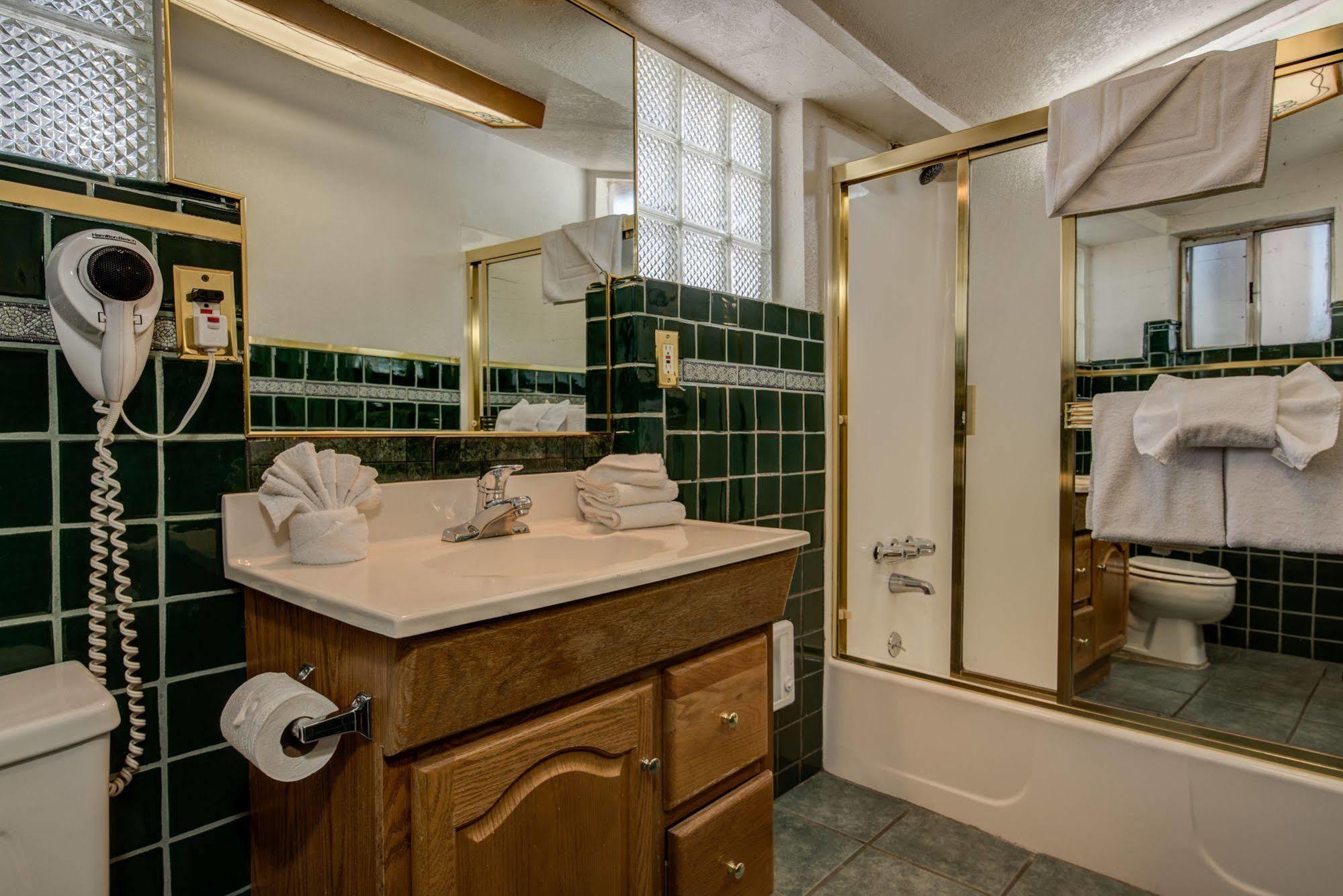 Doc'S Cottages South Lake Tahoe 스테이트라인 외부 사진