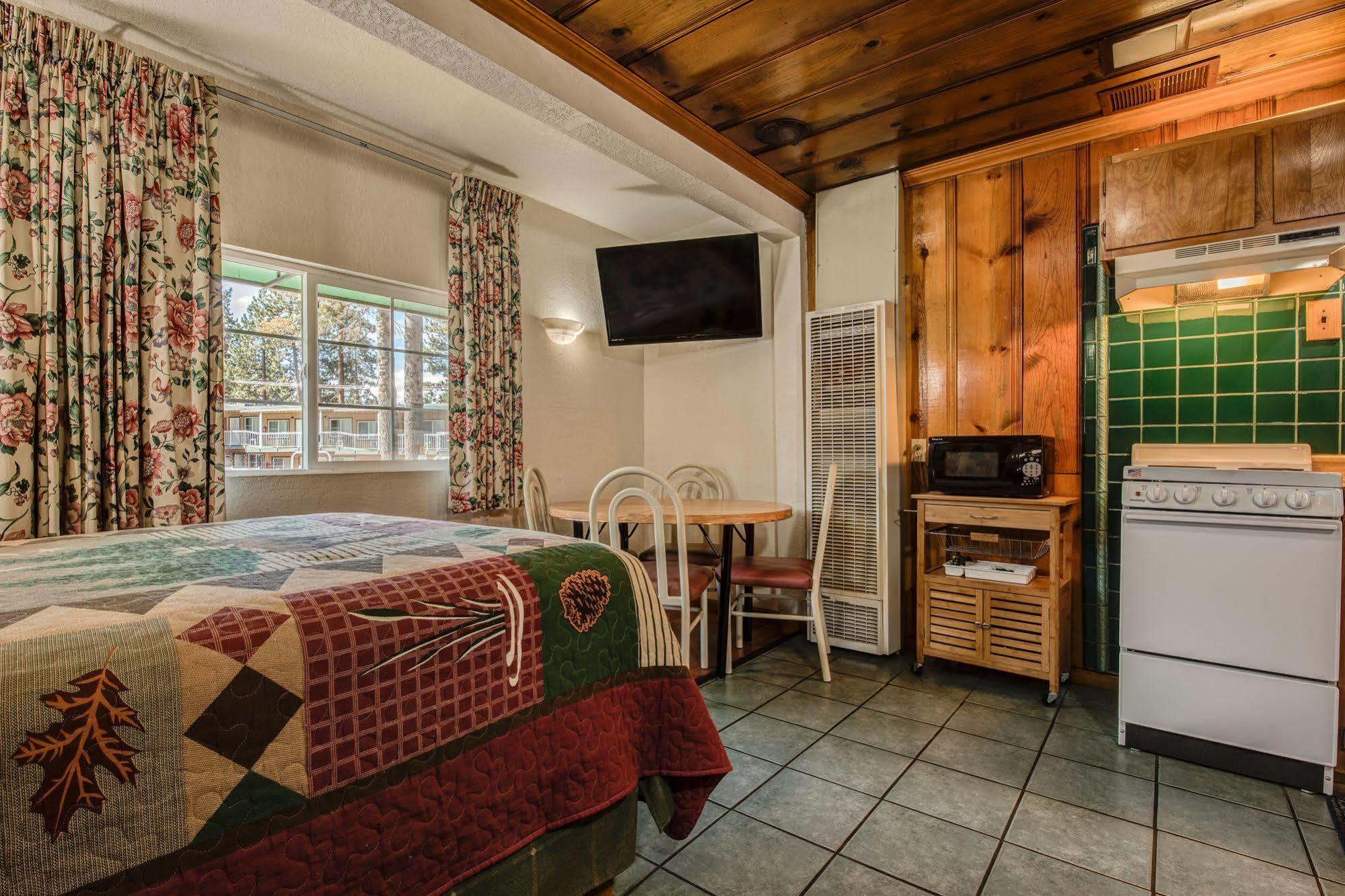 Doc'S Cottages South Lake Tahoe 스테이트라인 외부 사진